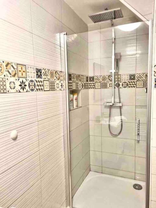 Ferienwohnung Le St Apollinaire N°2-Ma Cabotte Meximieux Exterior foto